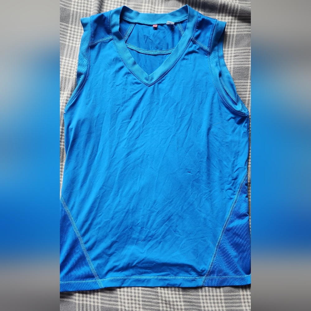 Blue tank top